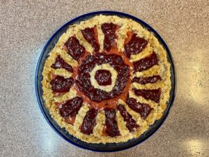 raw vegan berry pie with macadamia nut crust